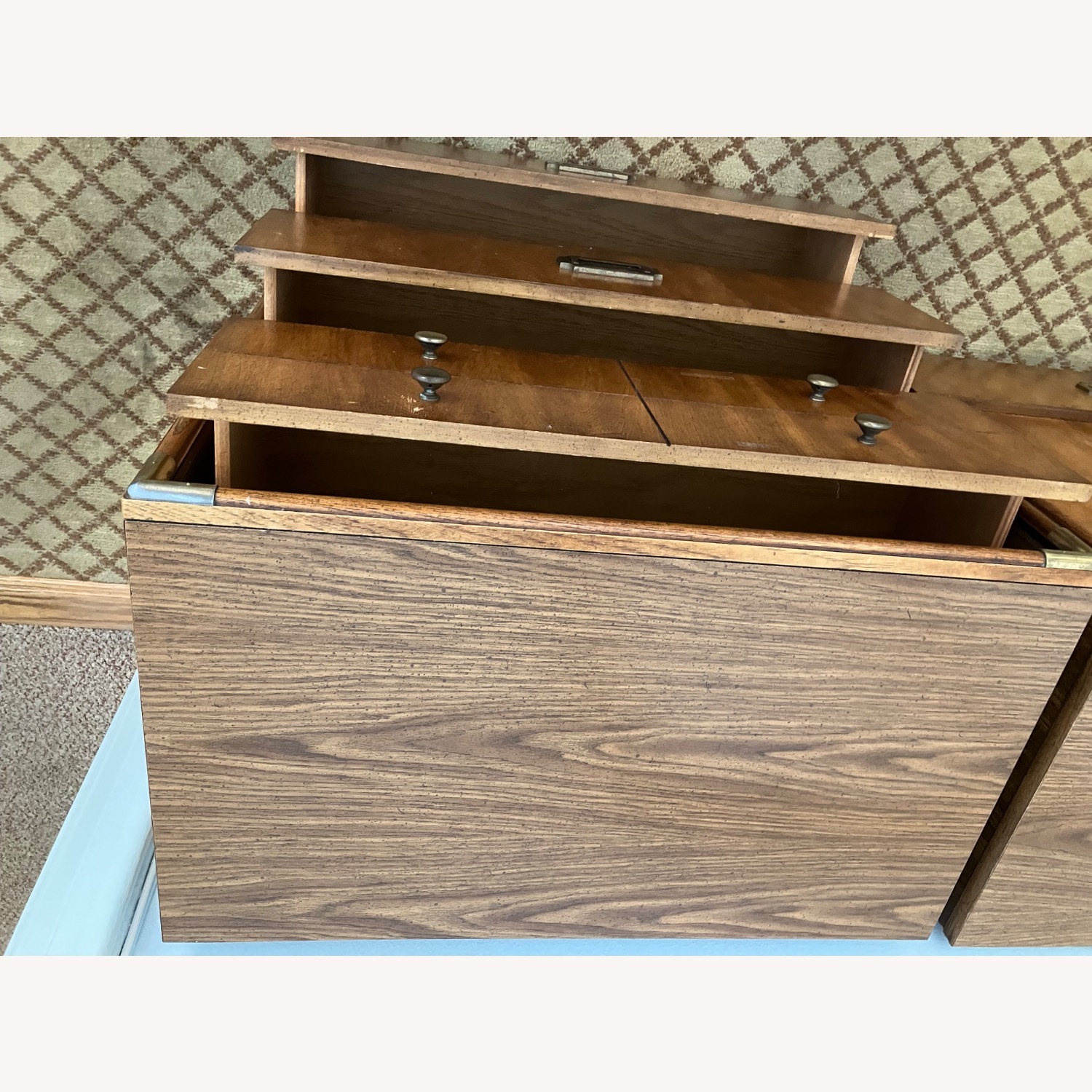 Dresser-2 matching - image-3