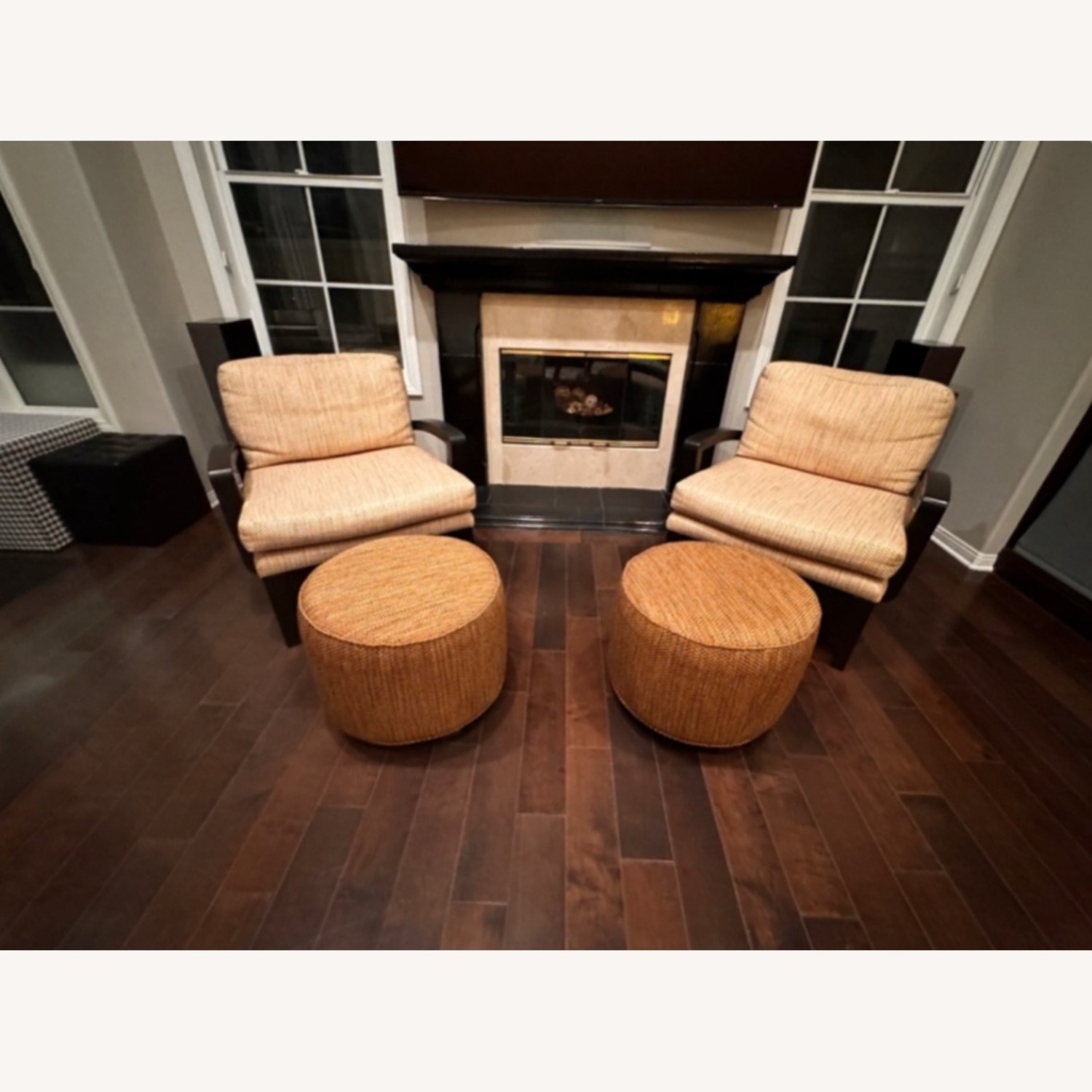 Pair of Cantoni Armchair - image-1