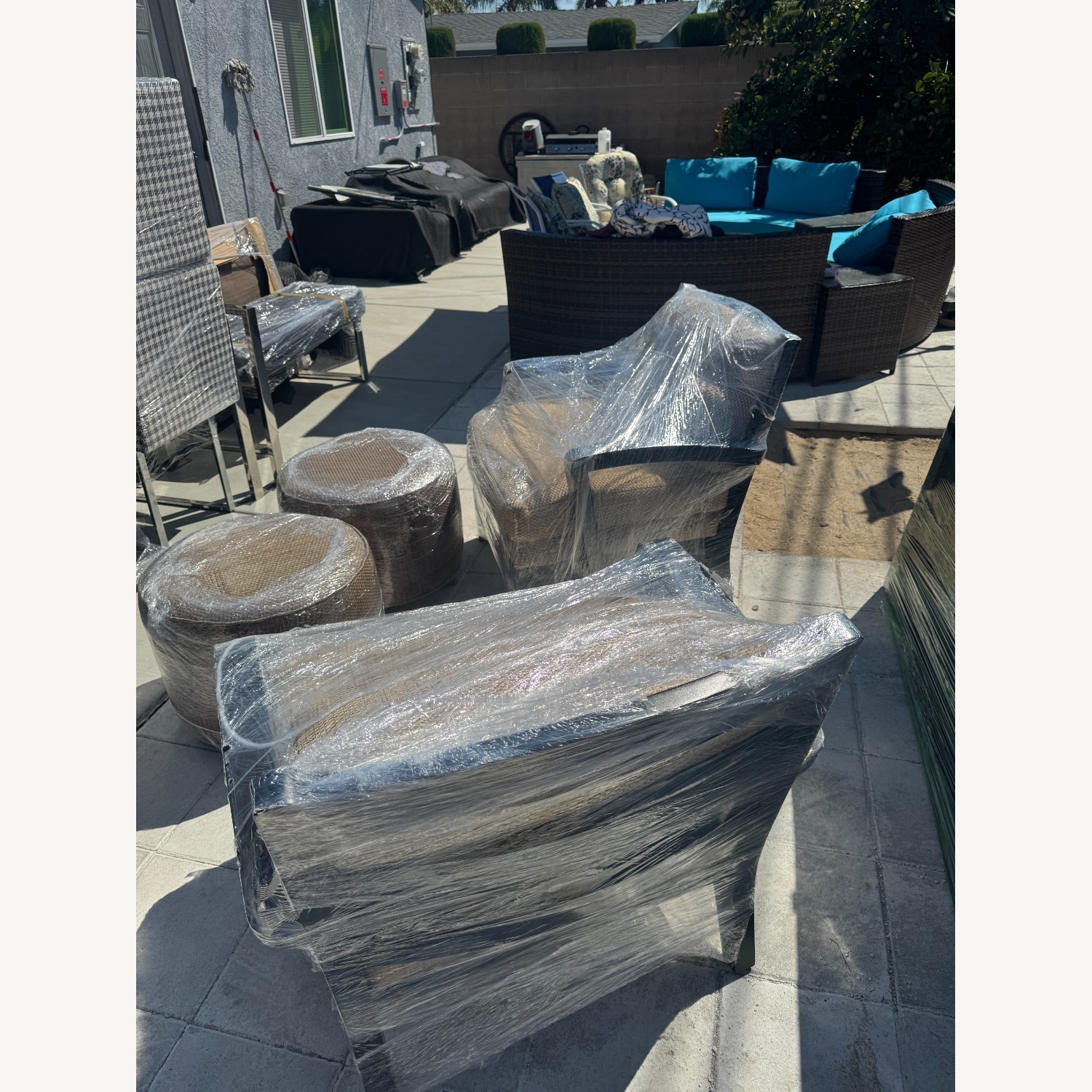 Pair of Cantoni Armchair - image-5