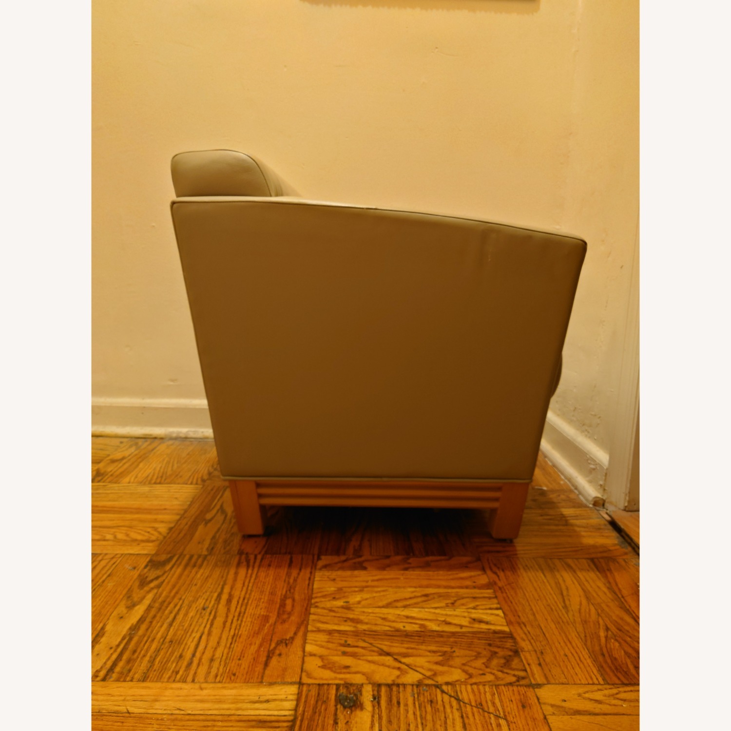 Brayton International Collection Handcrafted Chair - image-3