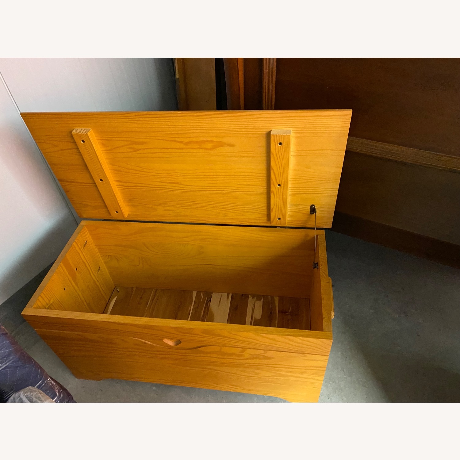 Cedar Storage Chest - image-2