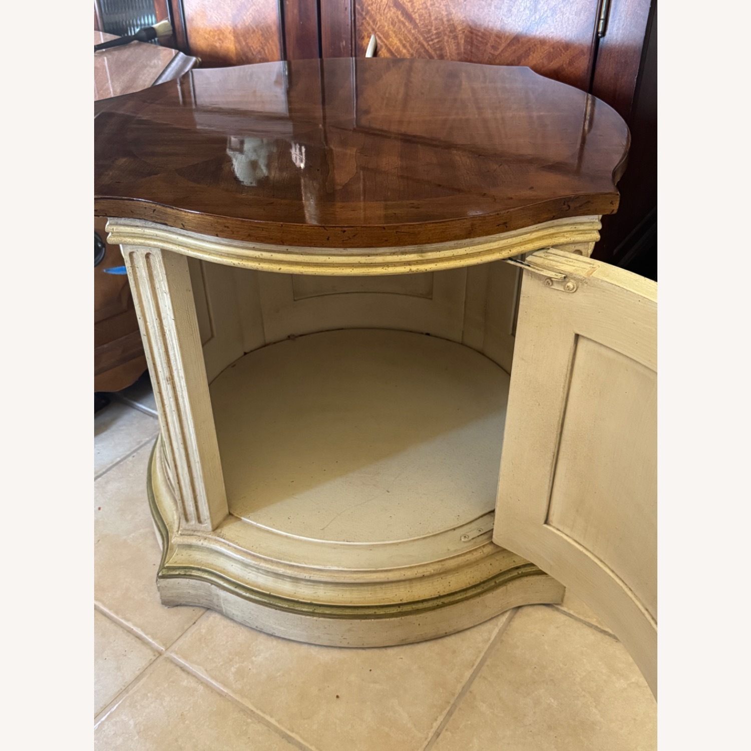 Vintage Heritage Mid-Century End Table/Nightstand - image-3