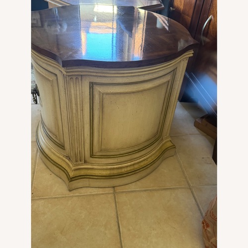 Used Vintage Heritage Mid-Century End Table/Nightstand for sale on AptDeco