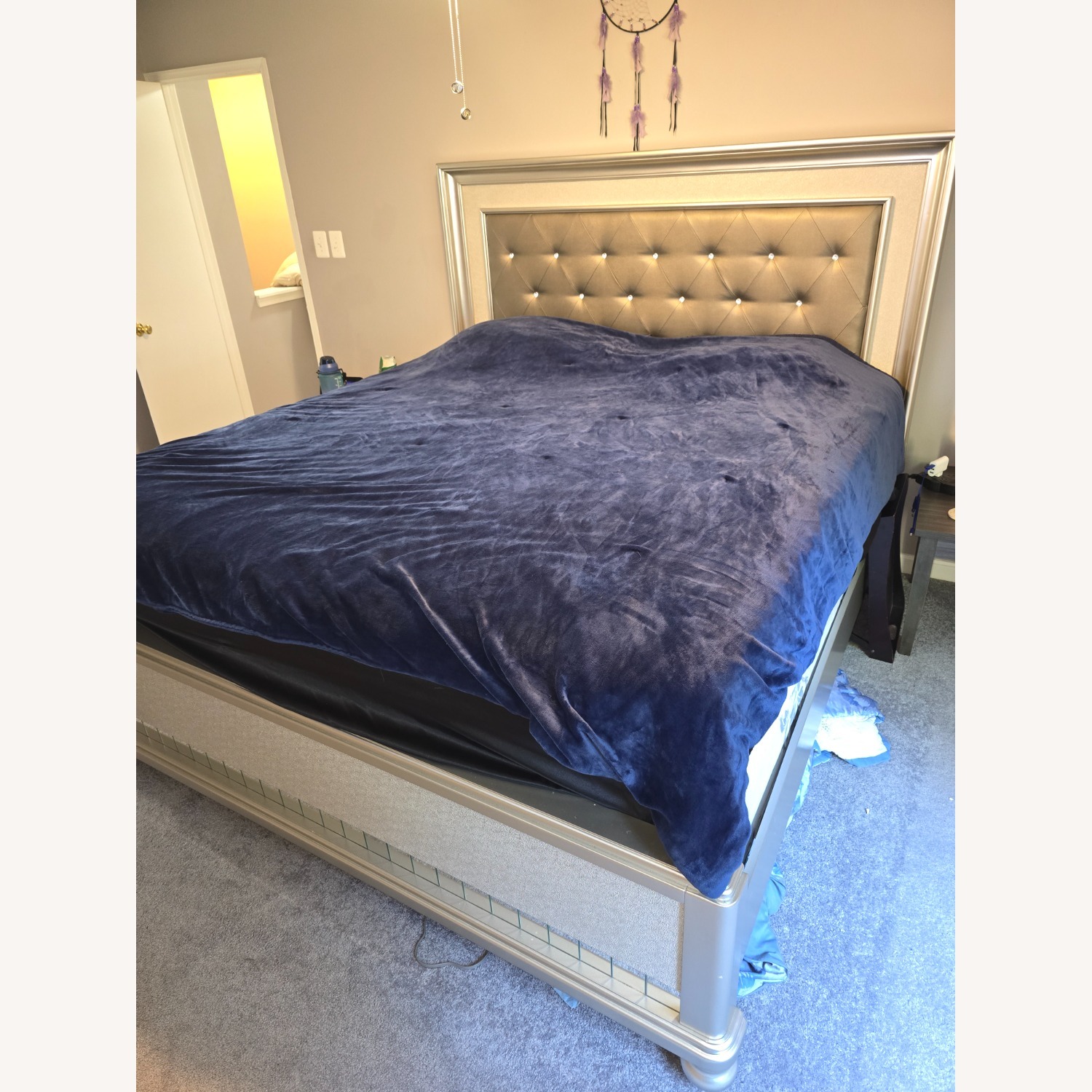 Bob's Discount Furniture California King Bed - image-2