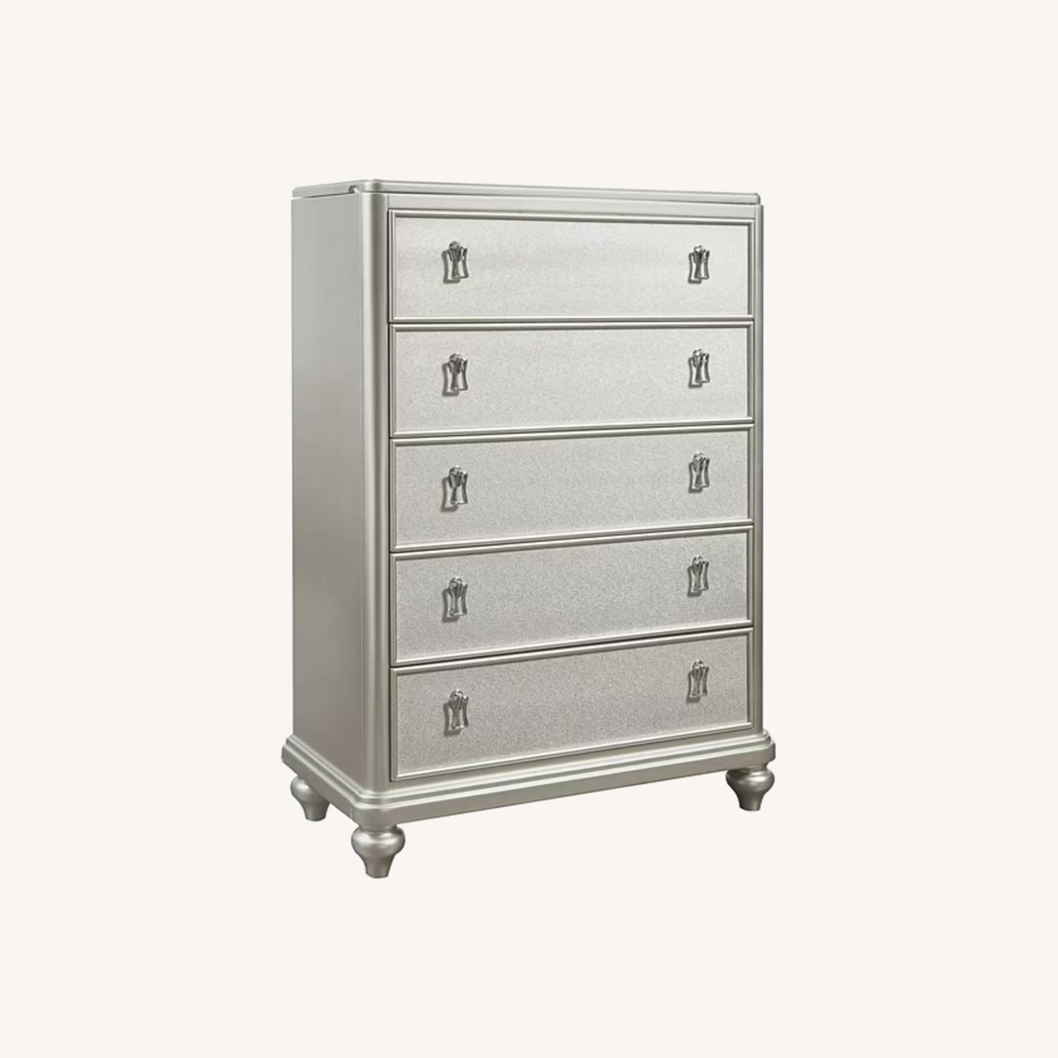 Bob's Discount Furniture Dresser - image-0