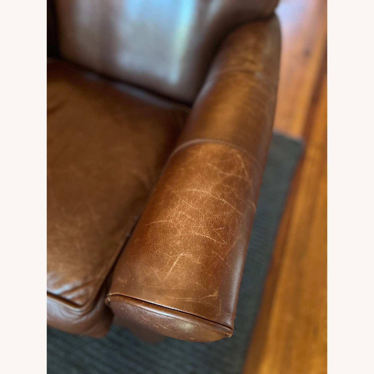 Bauhaus 2 Living Room Leather Club Chairs - image-8