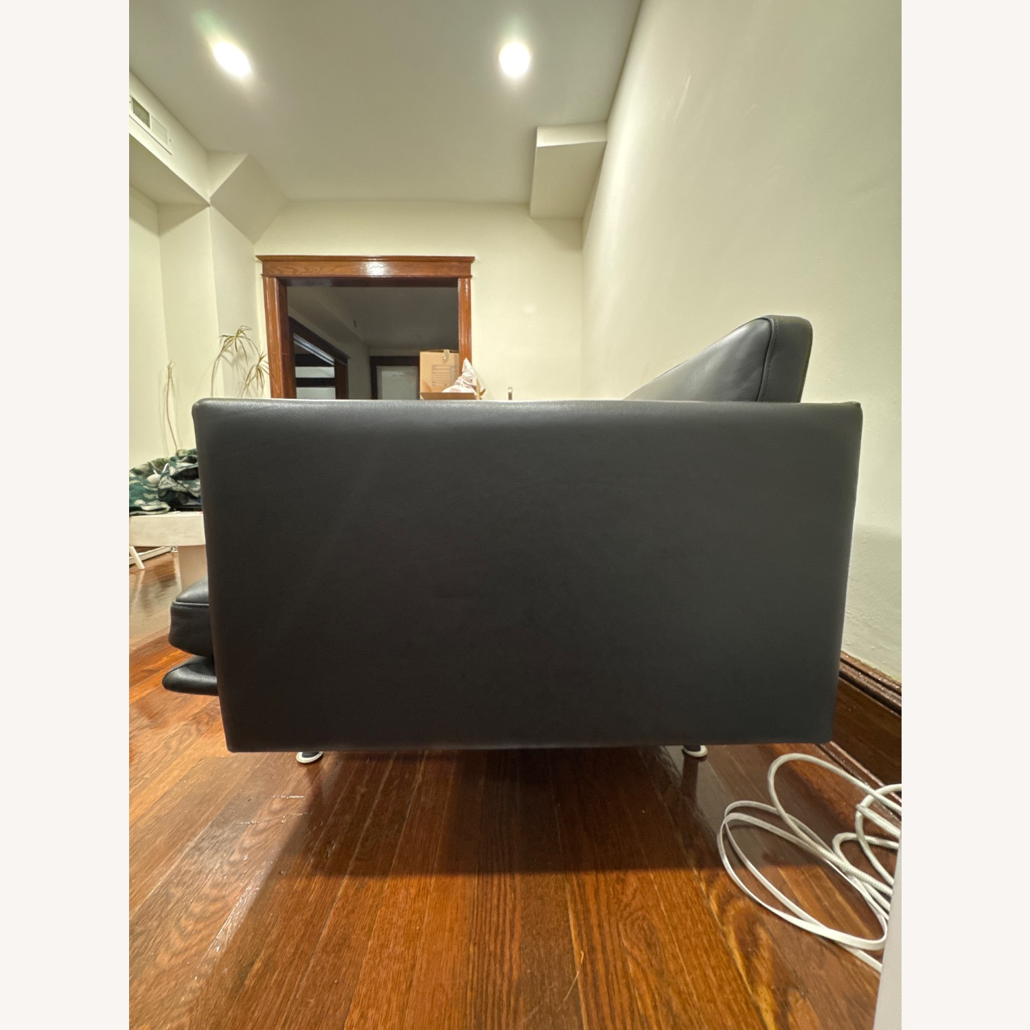 Muuto Outline Sofa in Black Leather - image-3