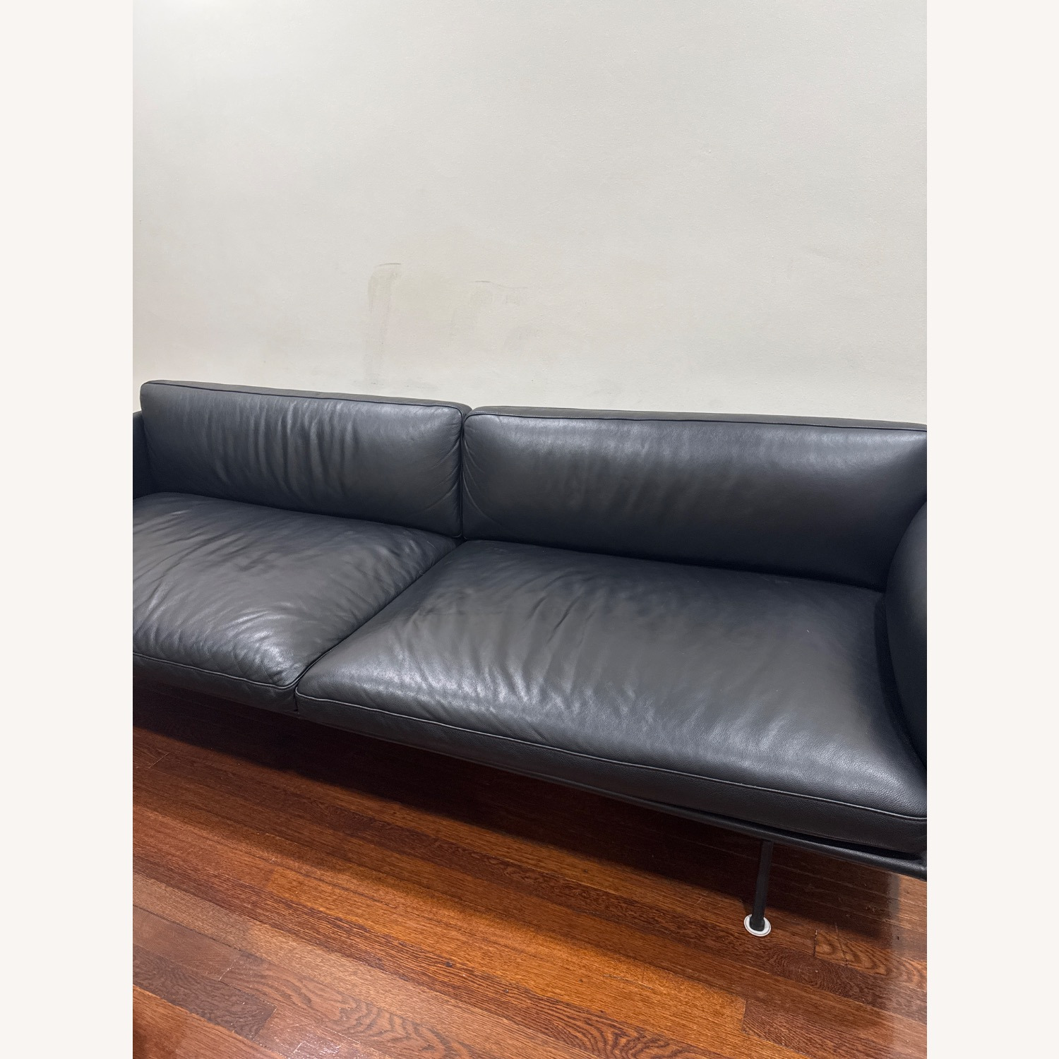 Muuto Outline Sofa in Black Leather - image-9