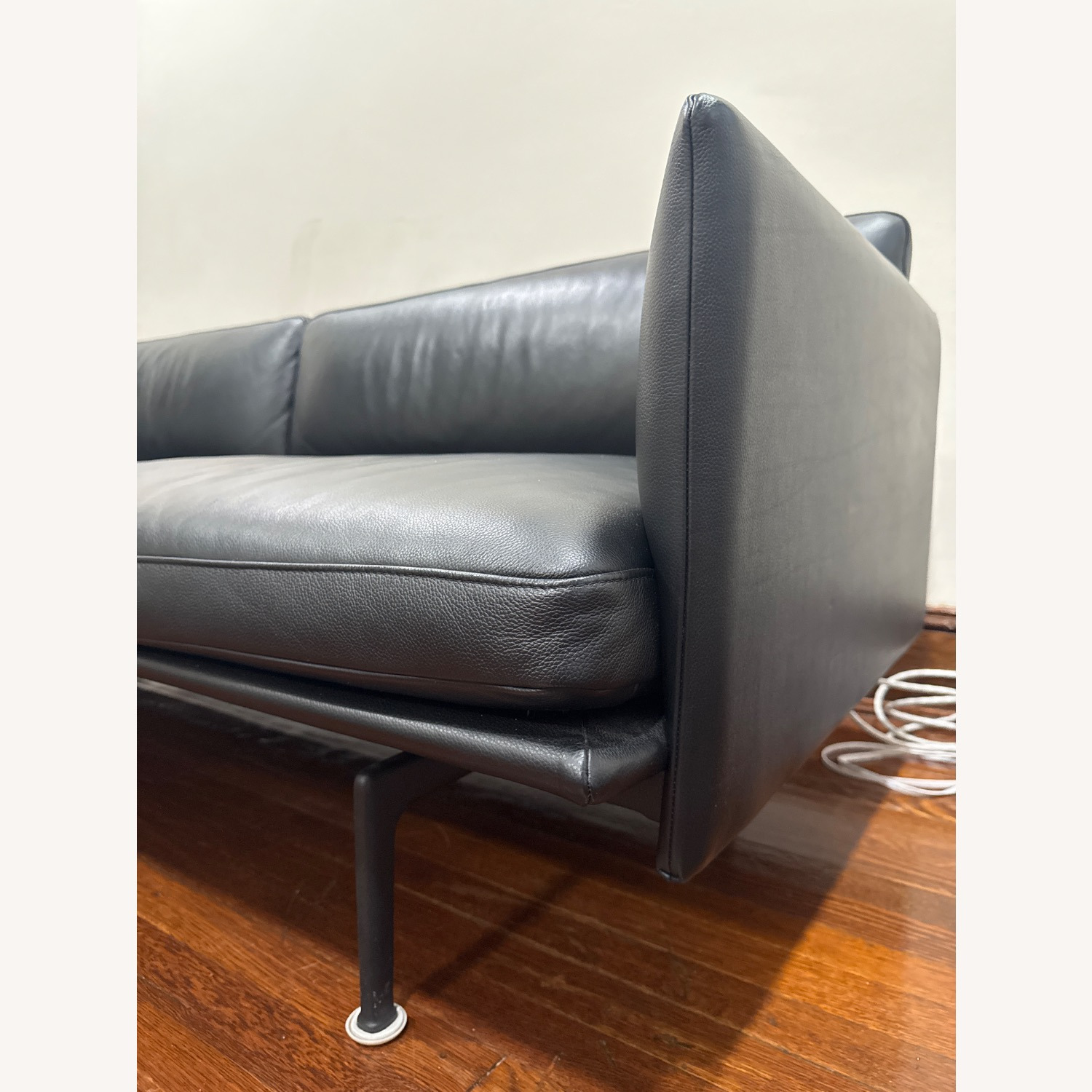 Muuto Outline Sofa in Black Leather - image-8