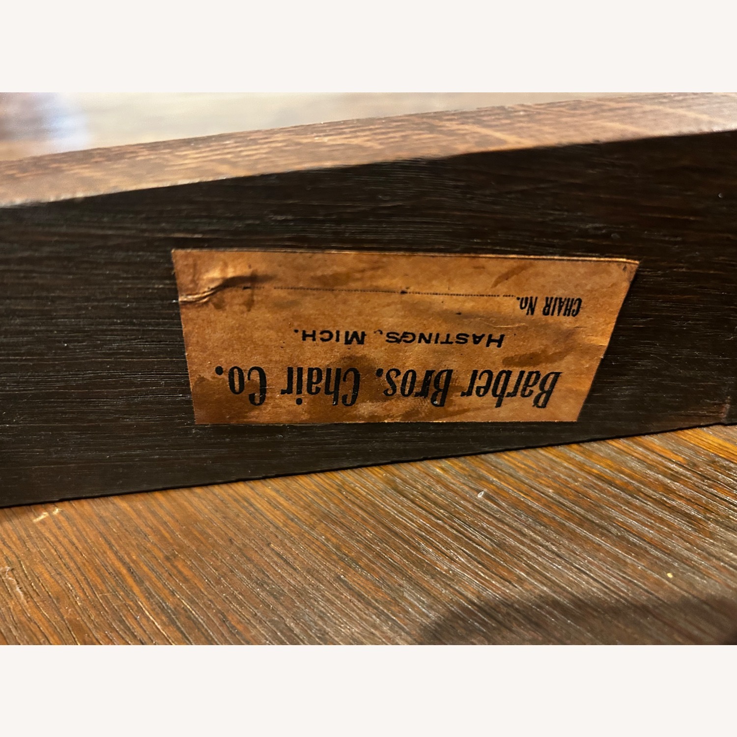 Antique Barber Bros Round Table - image-4