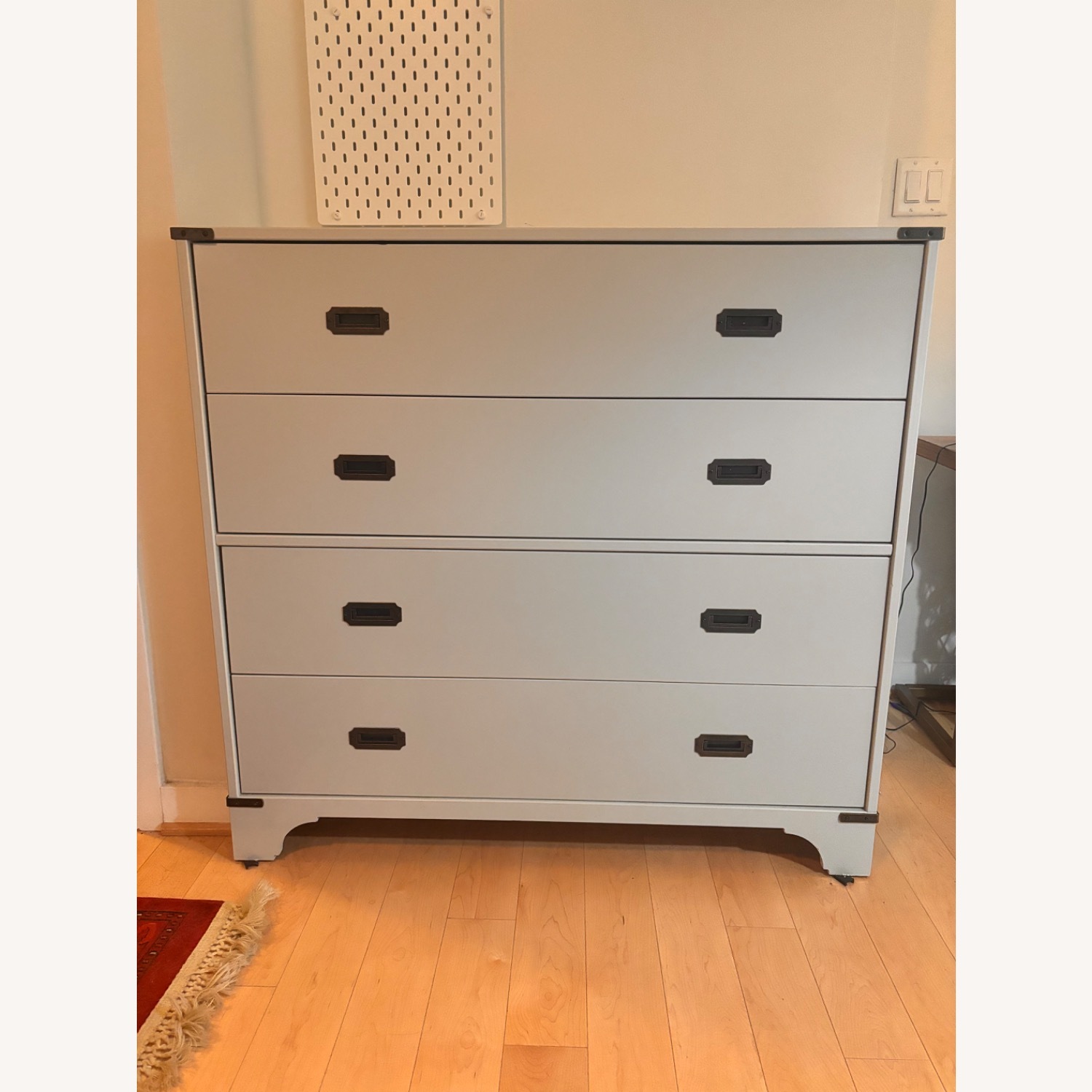 Modern 4-Drawer Dresser - AptDeco