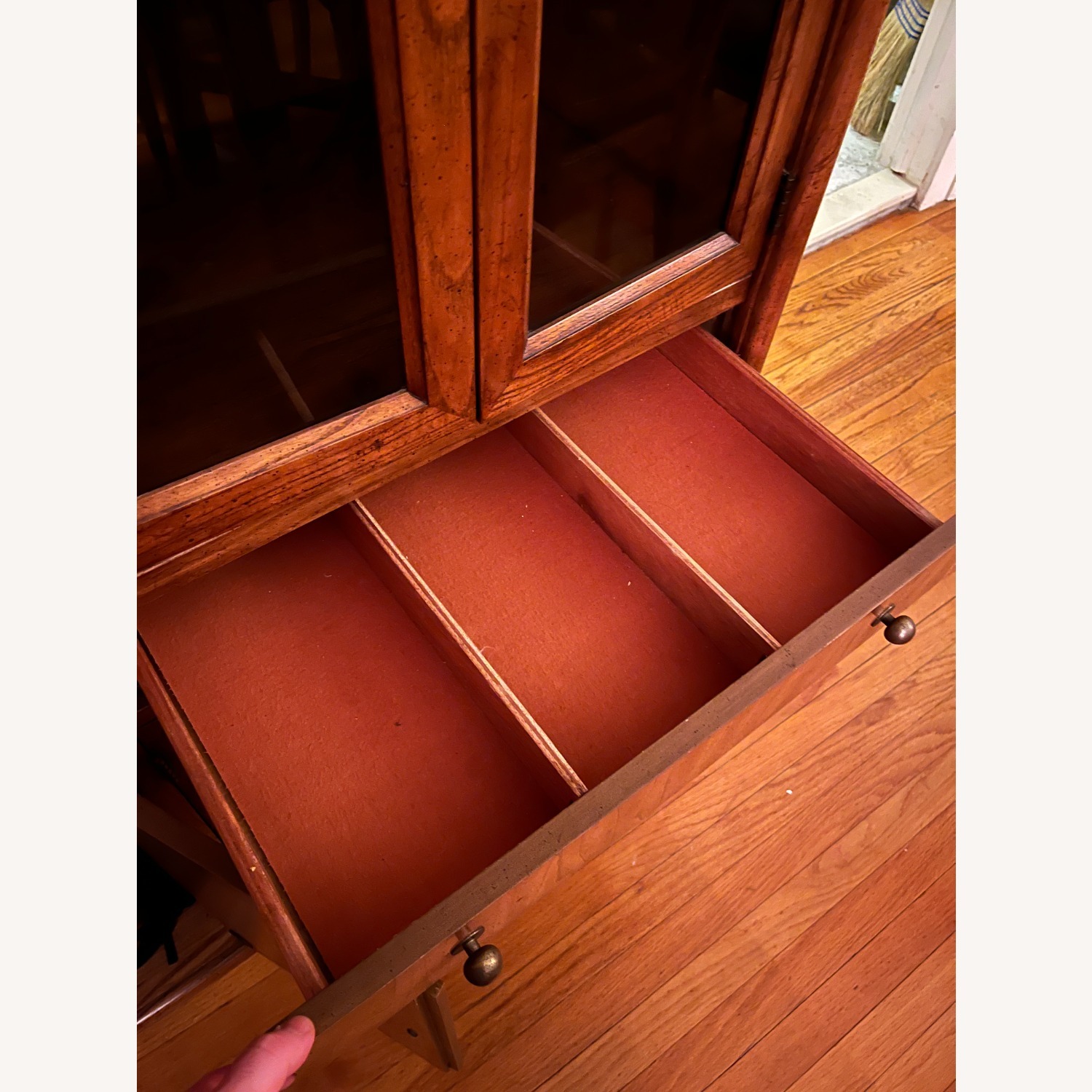 Stanley Furniture China Cabinet 1970s MCM - image-4