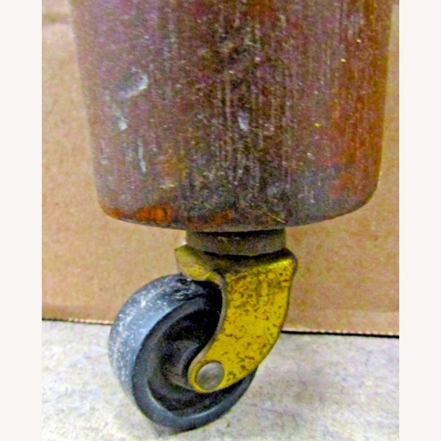 Pair Antique Mahogany Pineapple Acanthus Bed Posts - image-7