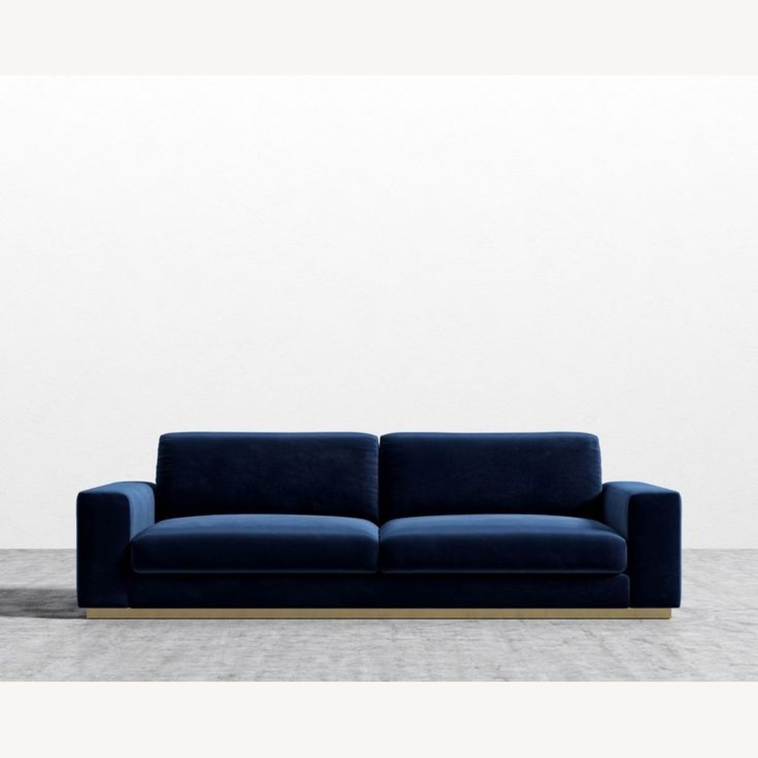 Rove Concepts Noah Couch - image-4