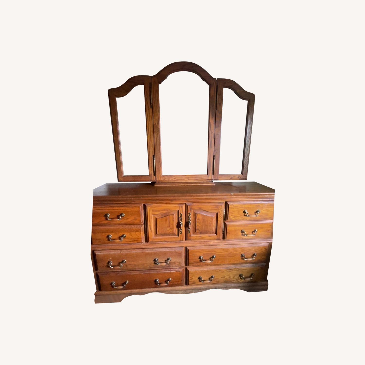 Dream Dresser - image-0