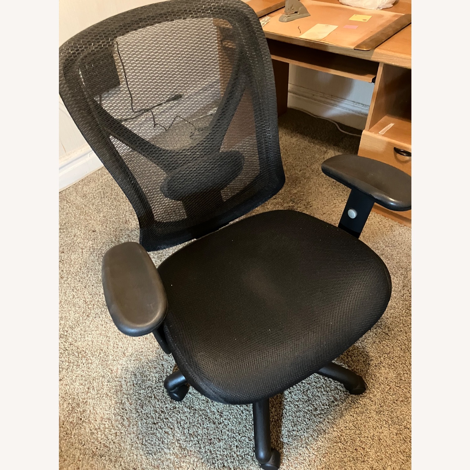 Desk with Hutch & Keyboard Shelf - image-16