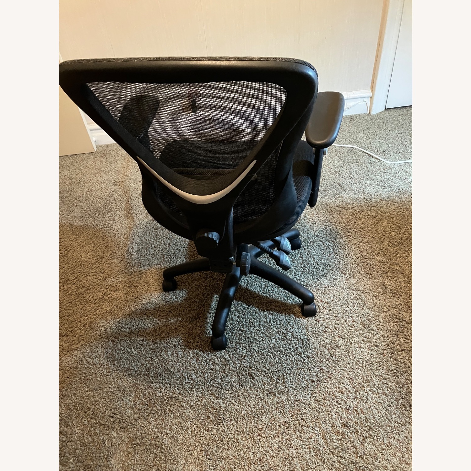 Desk with Hutch & Keyboard Shelf - image-15