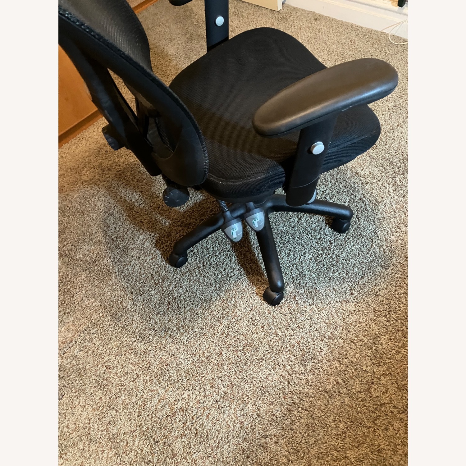 Desk with Hutch & Keyboard Shelf - image-14