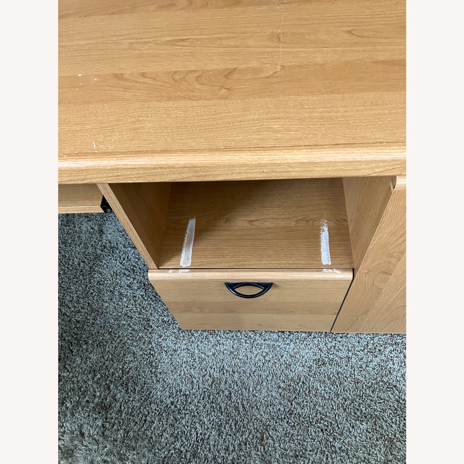 Desk with Hutch & Keyboard Shelf - image-10