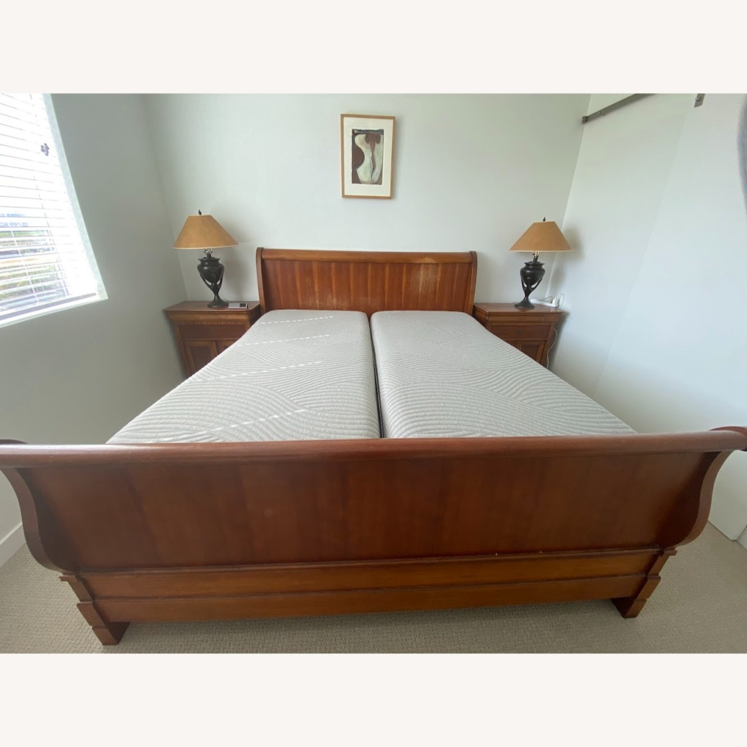 Sleep Number Bed & Bed frame - image-0