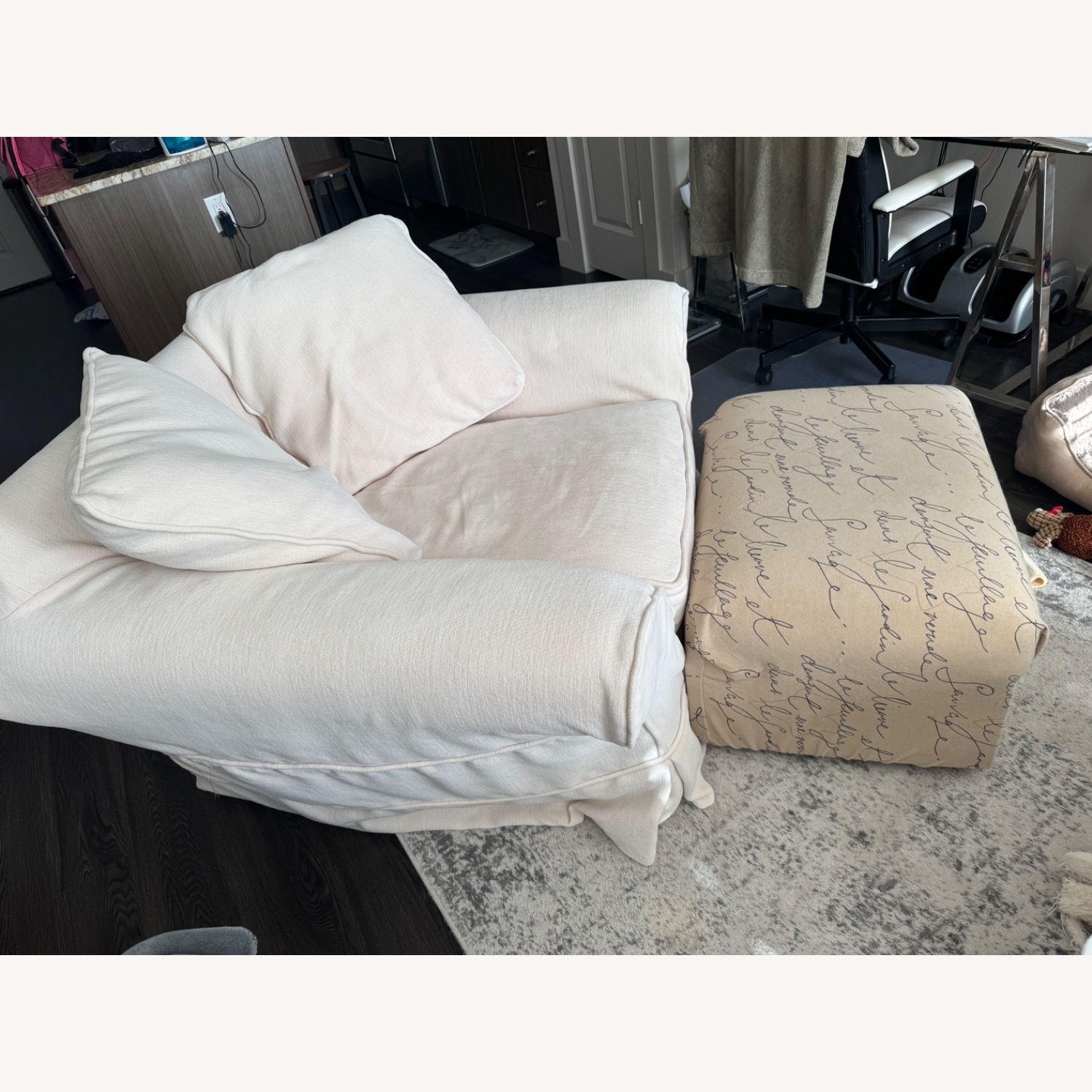 Loveseat & Ottoman - image-3