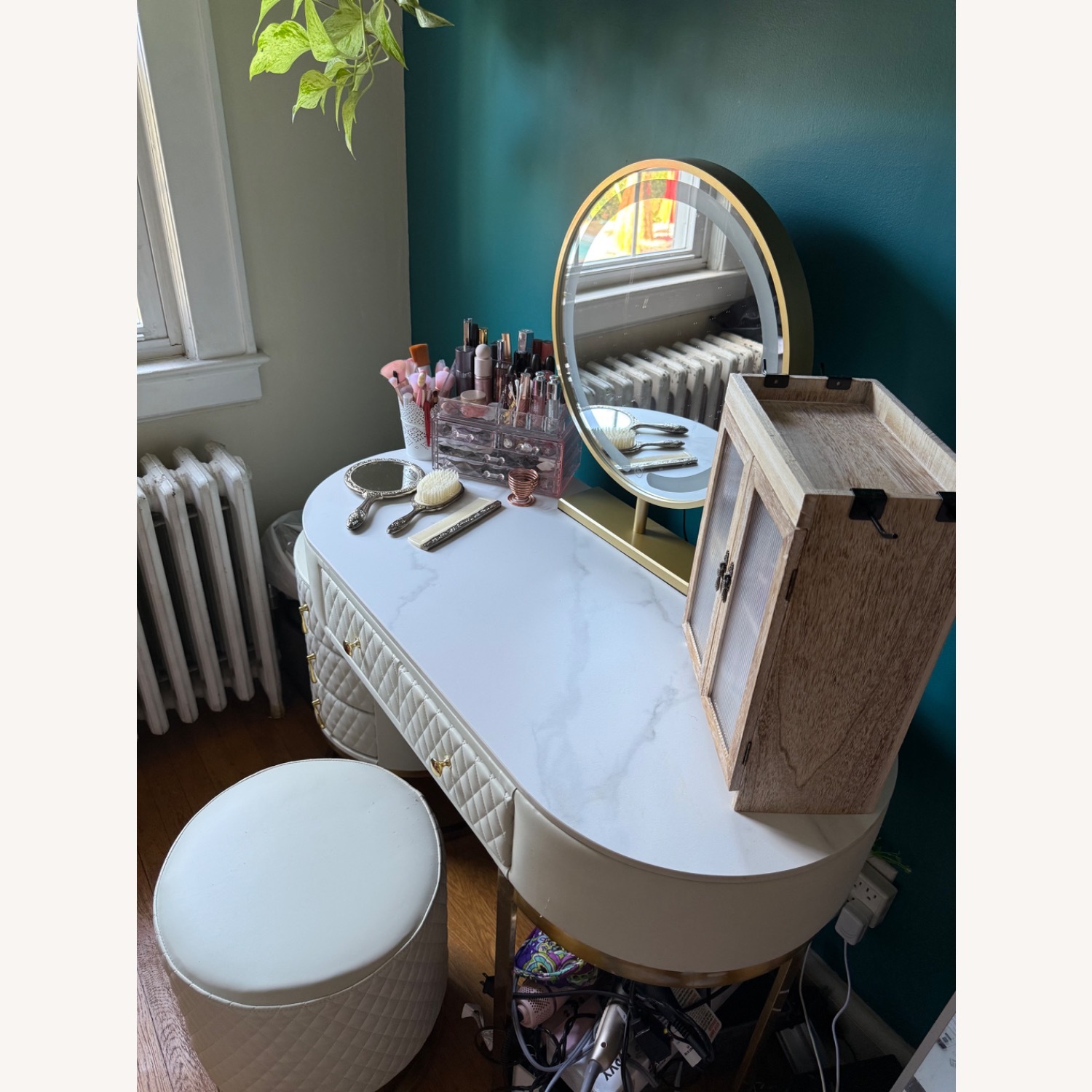 Mid-Century Modern Vanity table - image-2