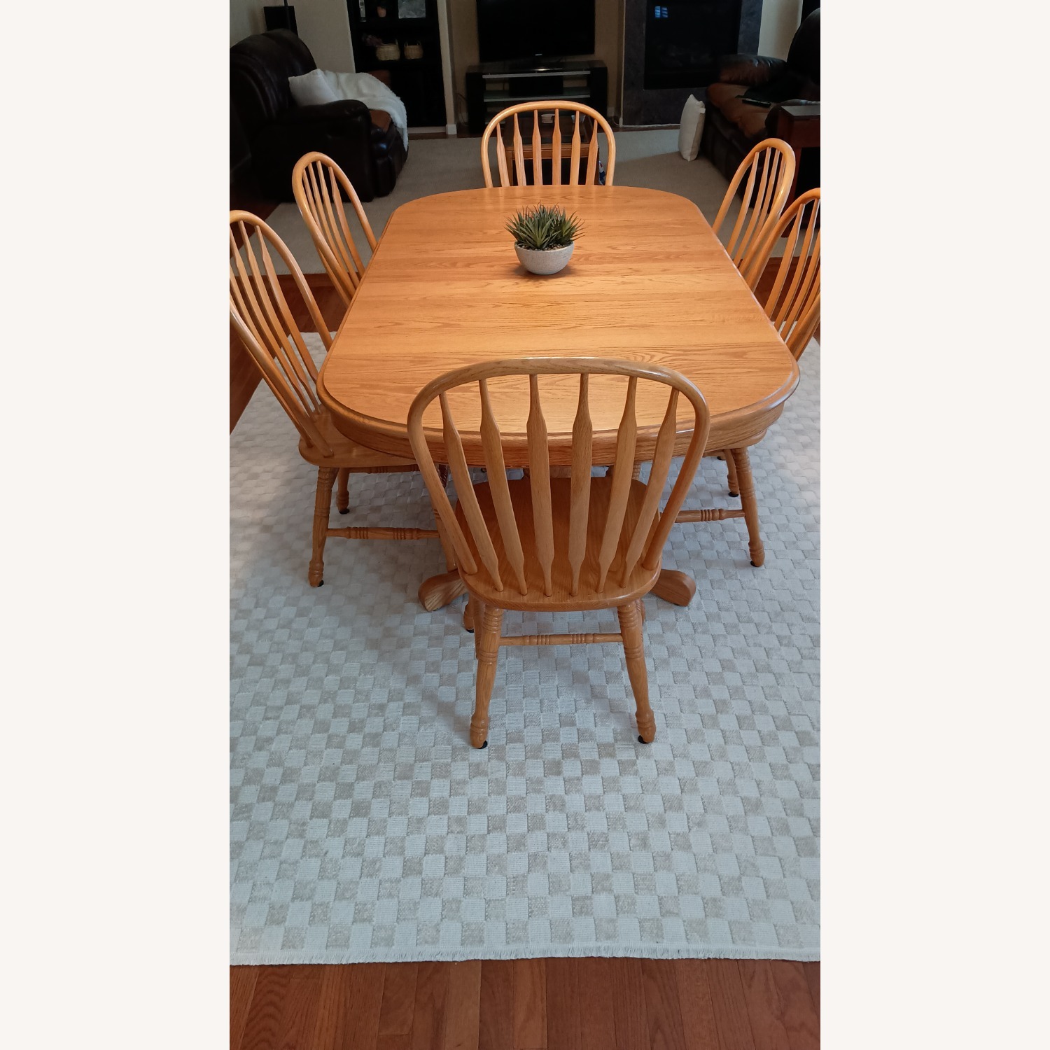 Dining Table with 6 Chairs and 2 Leaves - image-3