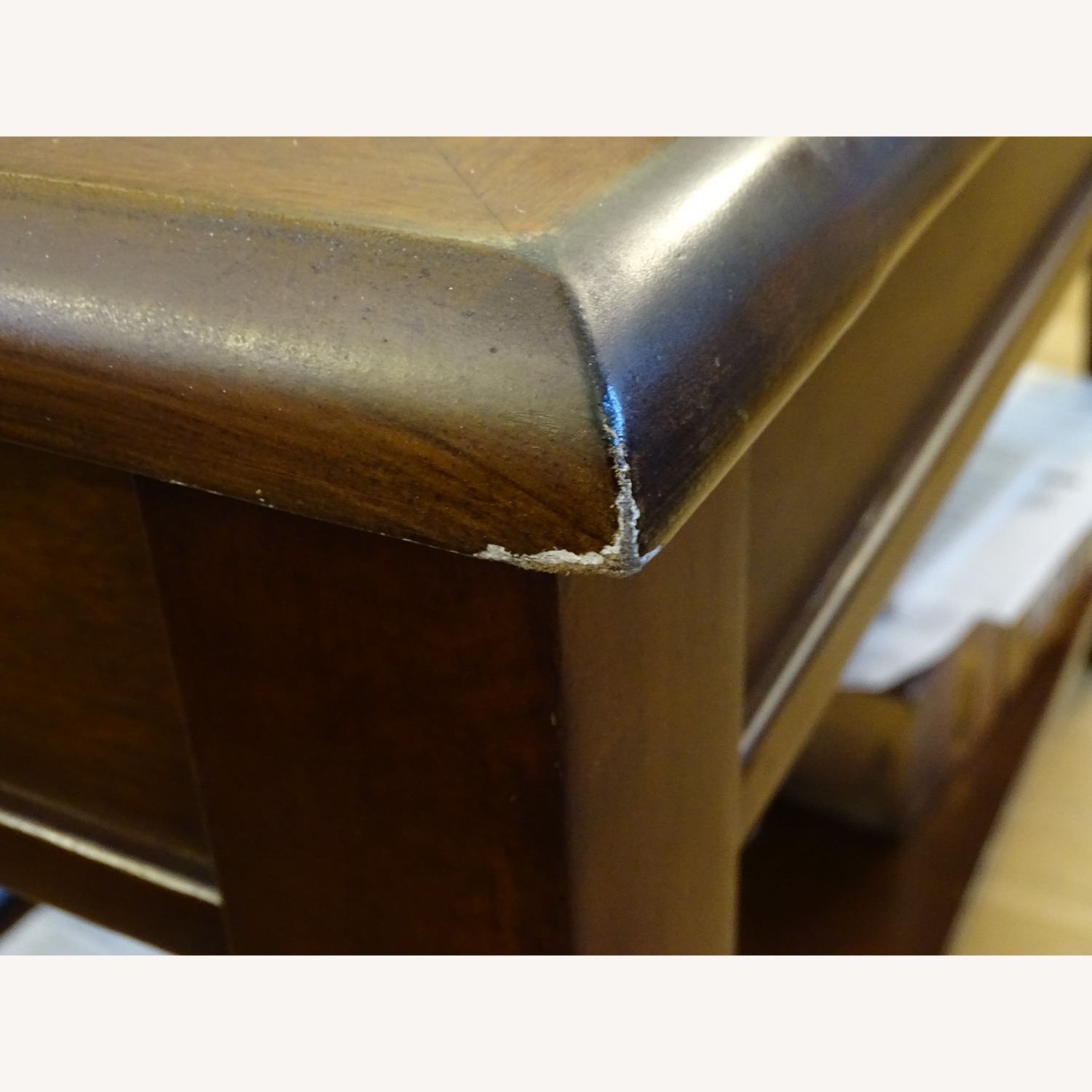 Raymour & Flanigan Lift-top Coffee Table - image-4