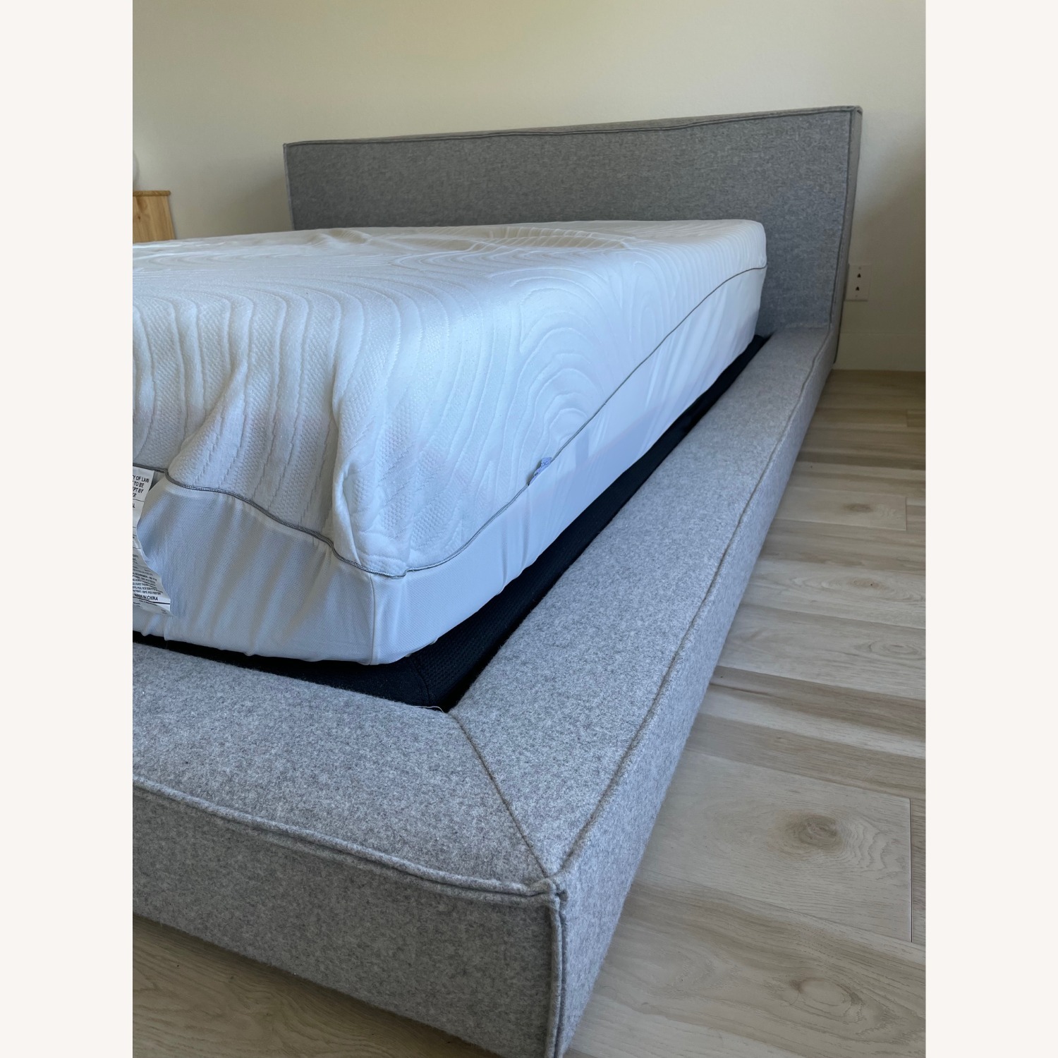 Blue Dot Dodu Bed Queen Size - image-2