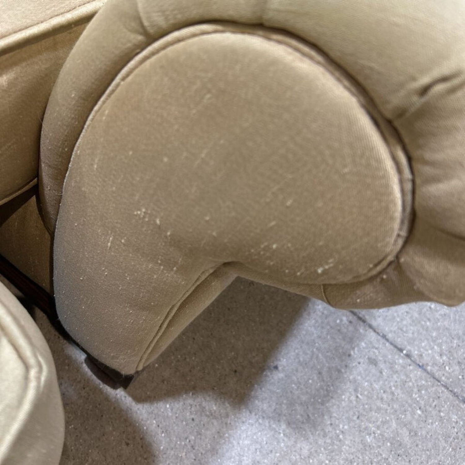 Plunkett Traditional Roll Arm w Ottoman Chair - image-4