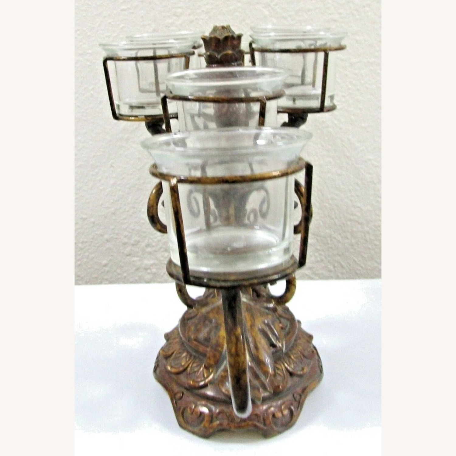 Vintage 8-Piece Centerpiece Metal Candle Holder - image-7