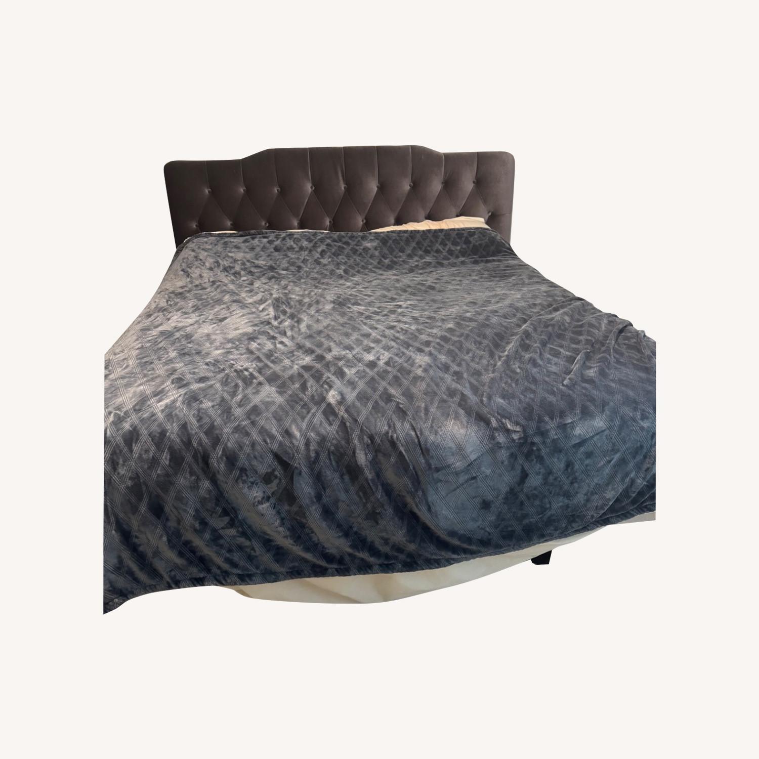 Sleep Number King Bed - image-0