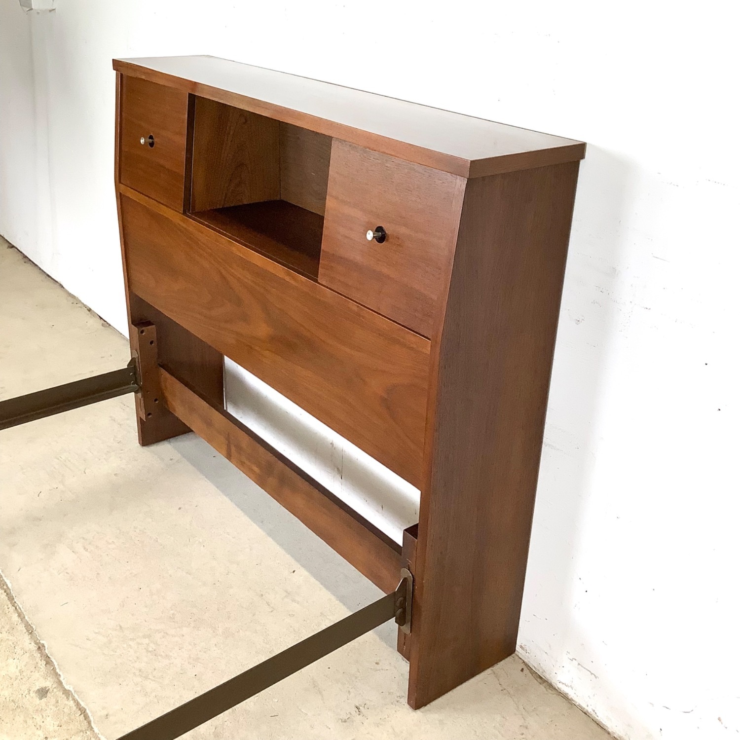 Mid-Century Twin Bedframe With Storage Headboard - image-9