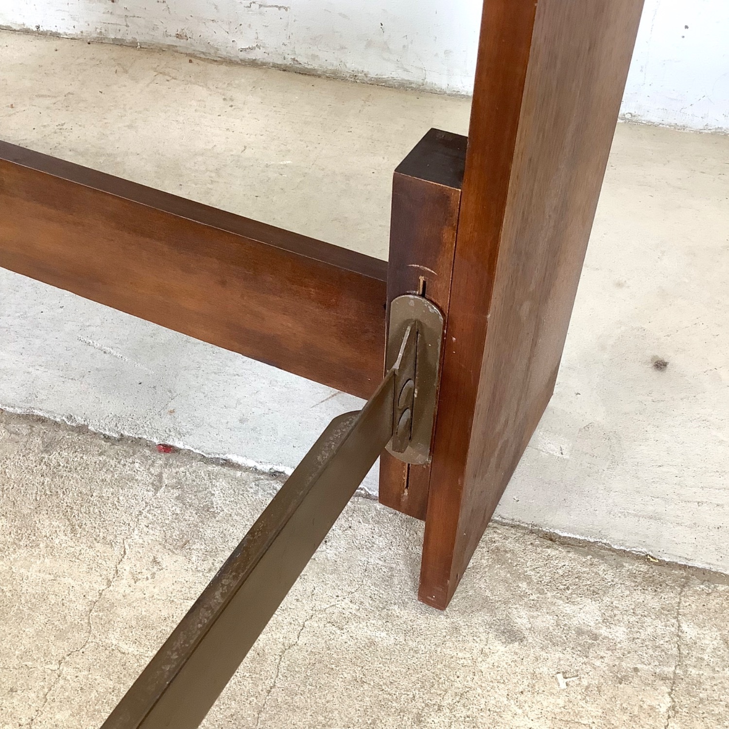 Mid-Century Twin Bedframe With Storage Headboard - image-20