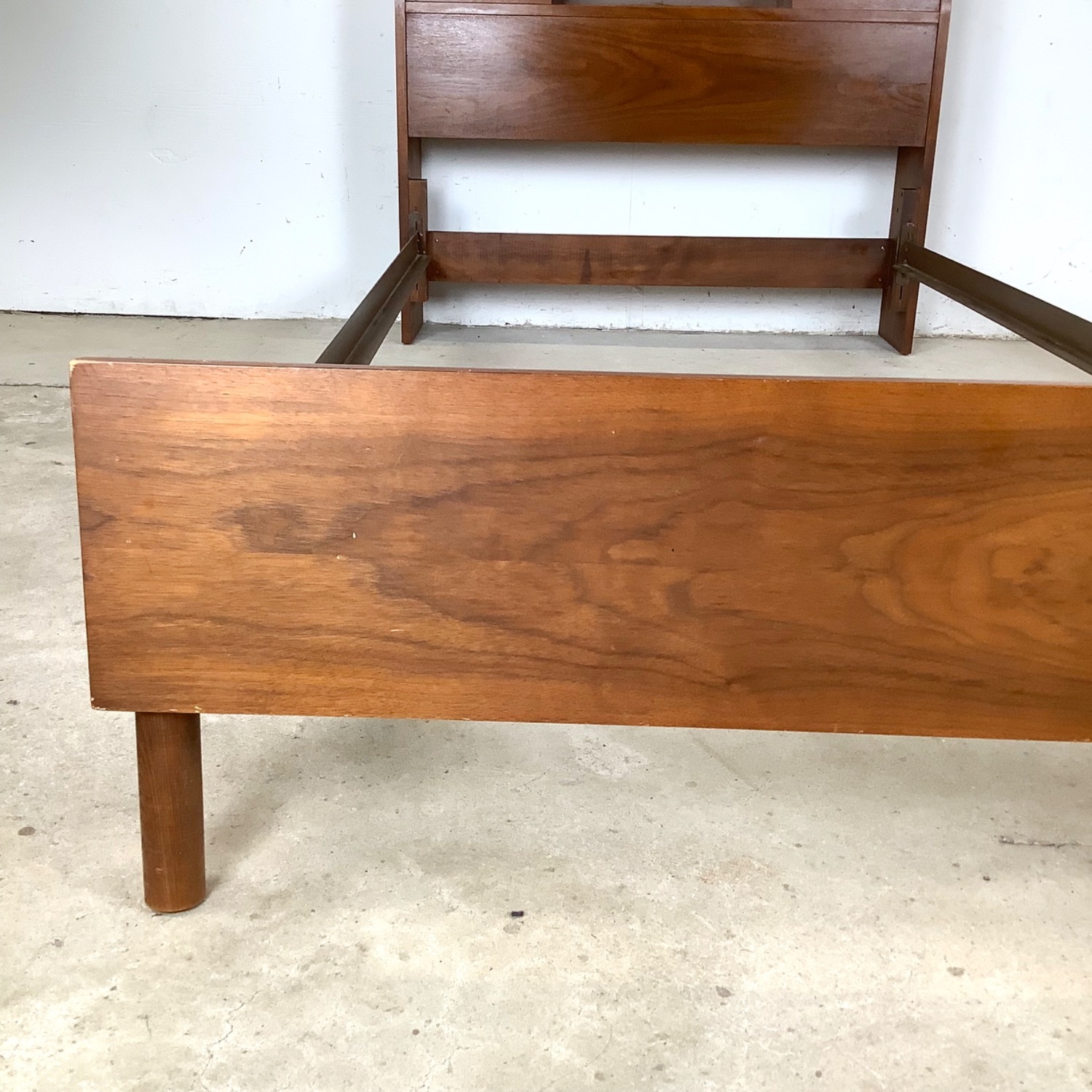 Mid-Century Twin Bedframe With Storage Headboard - image-4