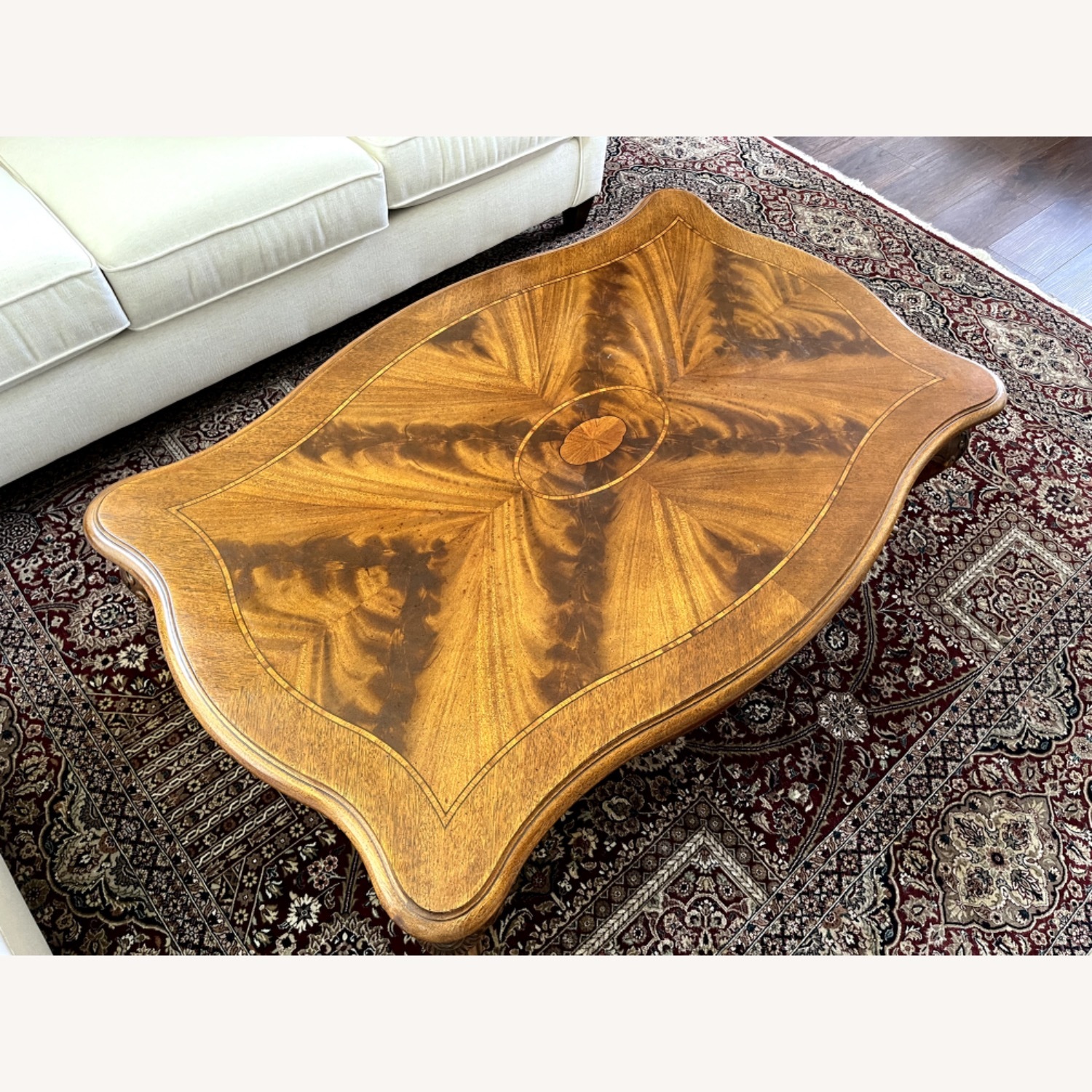 Thomasville Inlaid Mahogany Top Coffee Table - image-4