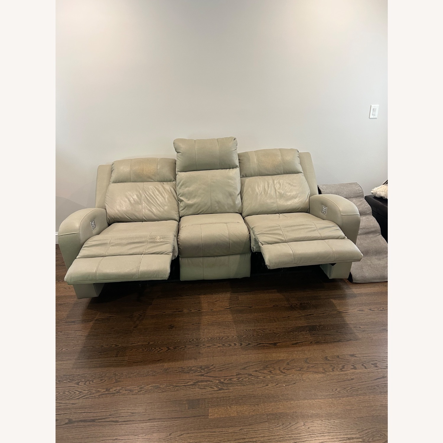 Sofa with 4 Electronic Recliners - image-5