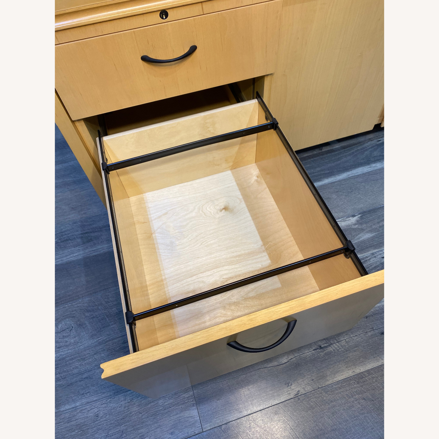 Modern “High Point” Office Desk System - image-2