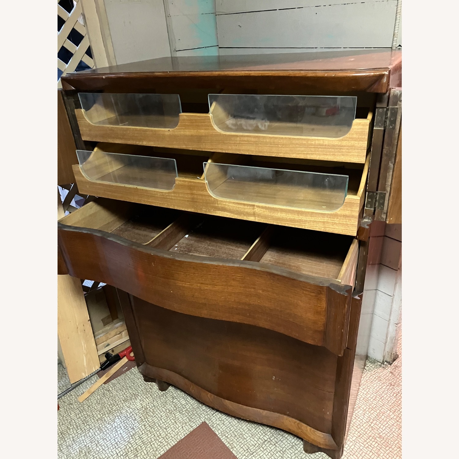 Dresser with a Lock - image-6