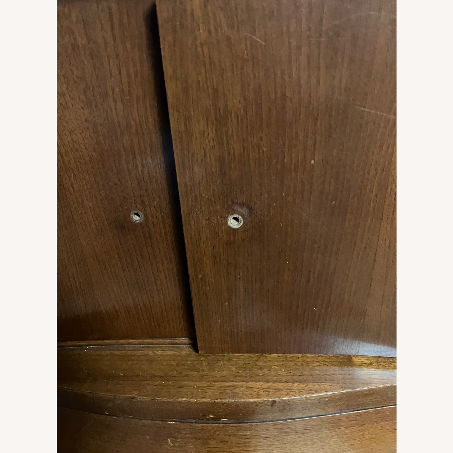 Dresser with a Lock - image-2