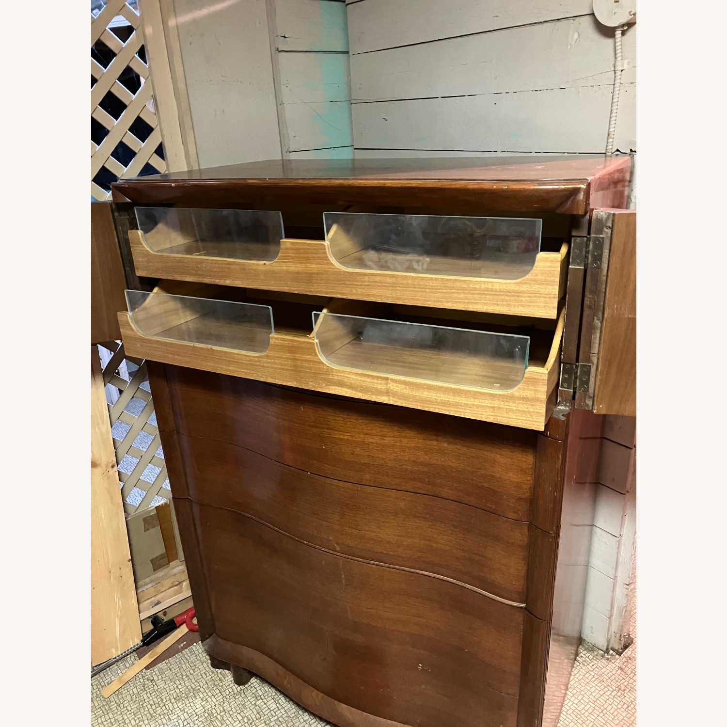 Dresser with a Lock - image-5