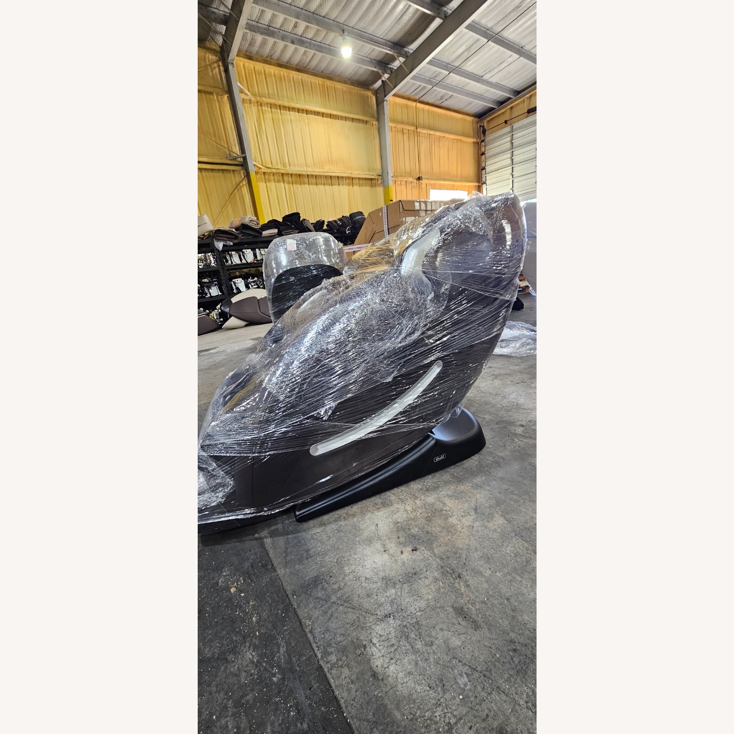 Osaki 4000XT Certified Massage Chair - image-3