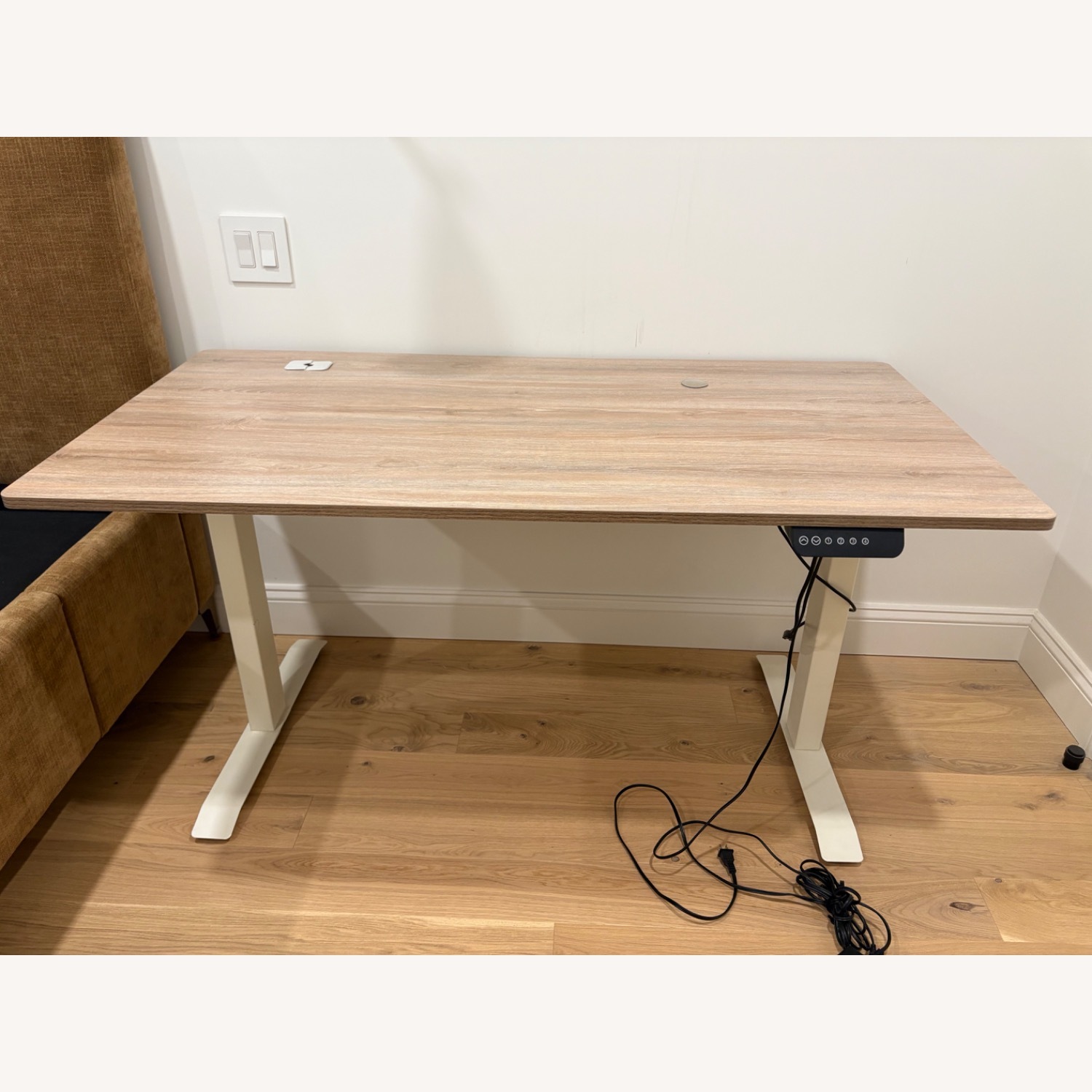 Electric Height Adjustable Standing Desk - image-0