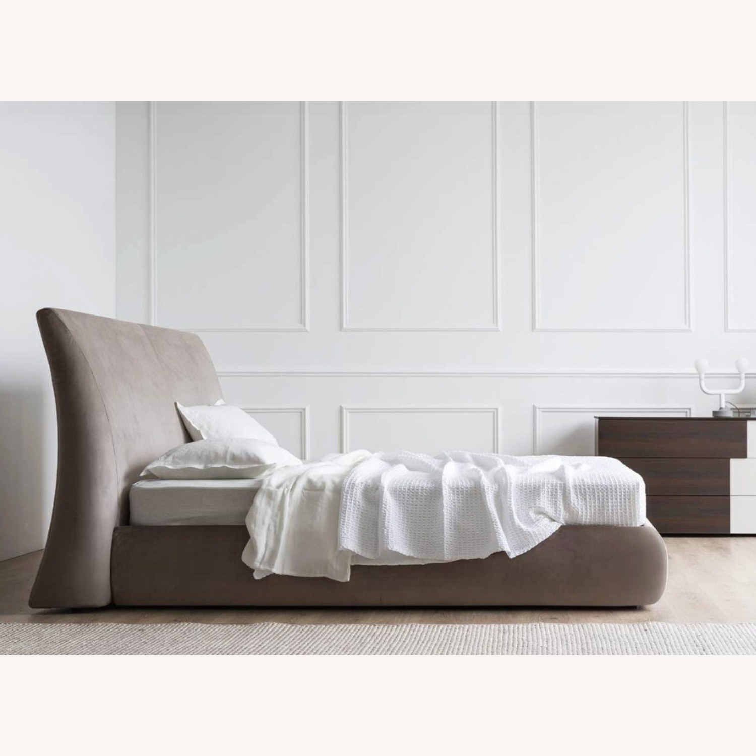 Calligaris Michigan King Bed - image-3