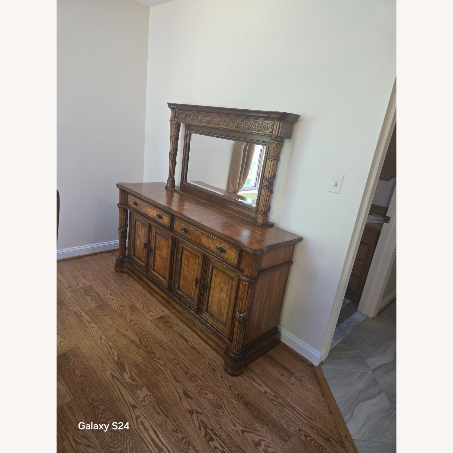 Dining Buffet With Lighted Mirror - image-4