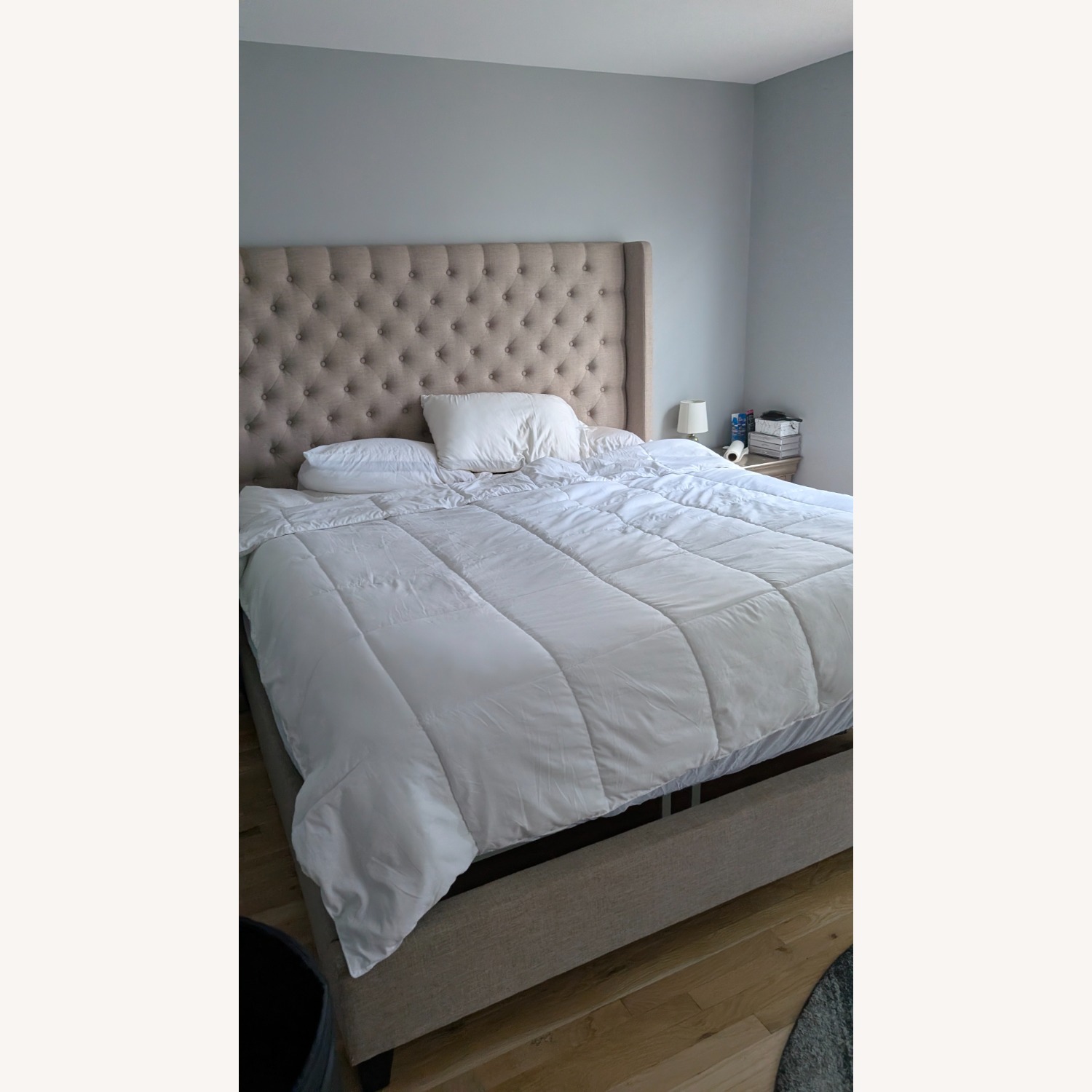 HIllside Furniture King Bed - image-3