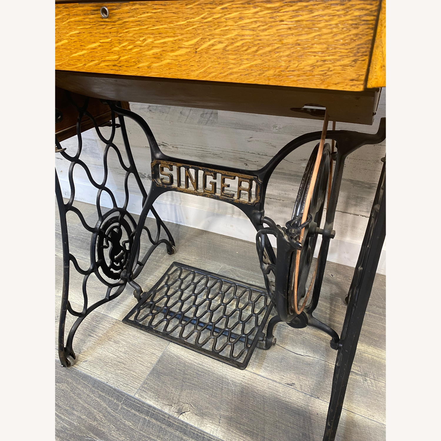 Antique Singer Sewing Machine & Desk - image-15