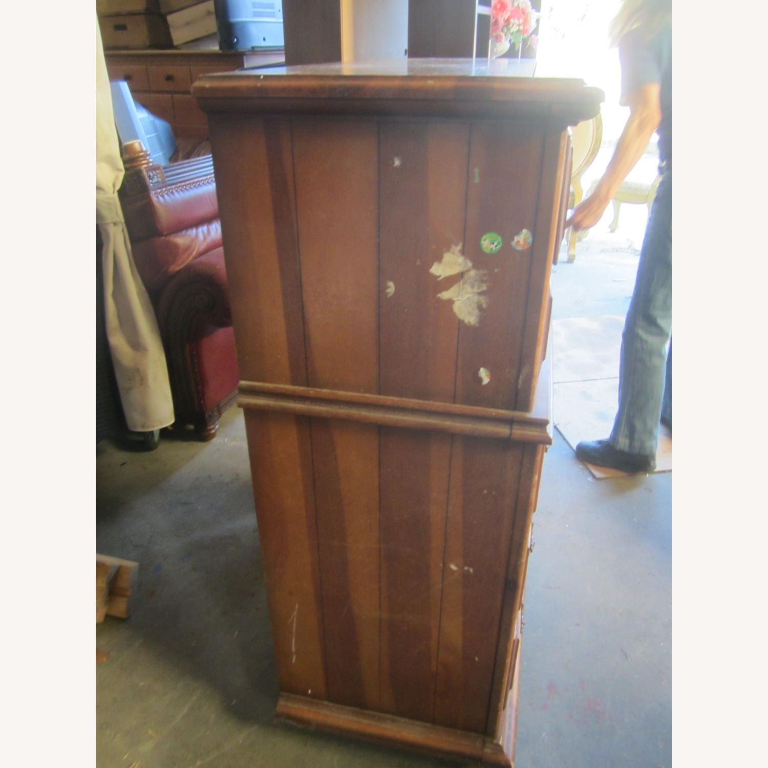 Vintage Gentlemens Dresser - image-3