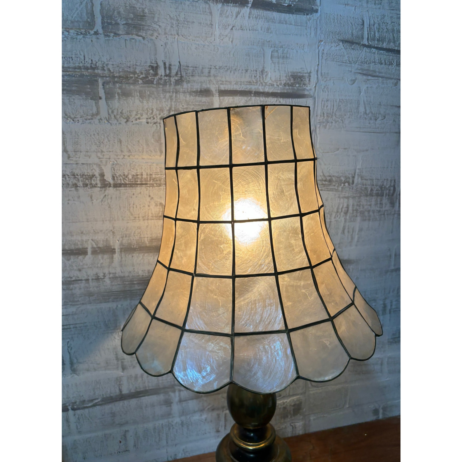 Capiz Shell And Brass Table Lamp - image-5