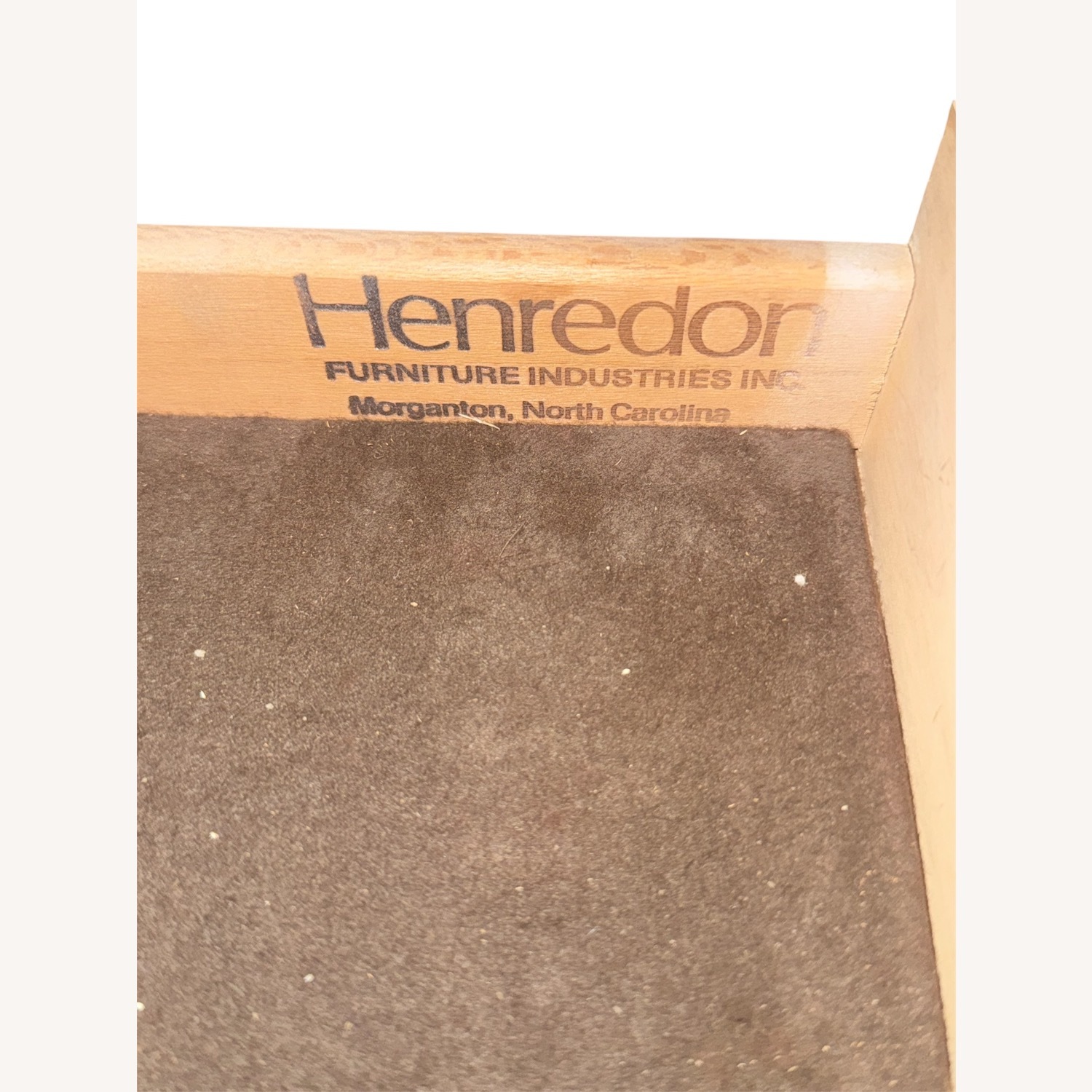 Henredon Vintage Credenza with Bar Cabinet - image-7